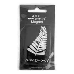 MAGNET NZ SILVER FERN 7.5CM