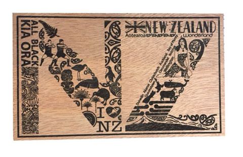 POSTCARD WOODEN NZ ICONS