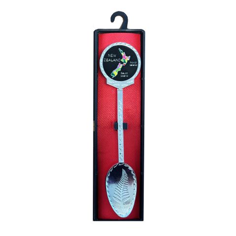 *SOUVENIR SPOON NZ MAP