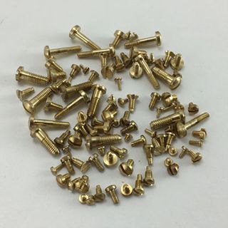 Assorted Brass Screws - 100 Pack