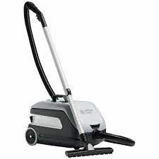 NILFISK VP600 VACUUM CLEANER (DETACHABLE CORD)