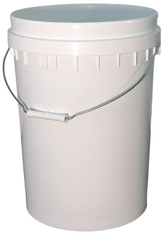 20L Plastic Bucket w/Wire Handle