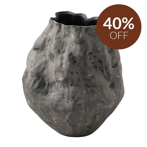 Fluer Porcelain Vase - Charcoal