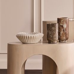 Aries Marble Vase - Small Natural