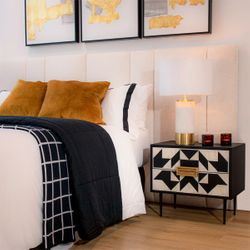 Huxley Bedside Table