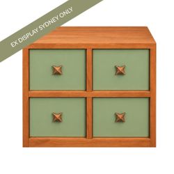 Chester 55x51cm Oak Bedside Table &ndash; Walnut - OUTLET NSW
