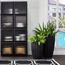 Verona Terracotta Planter - Large Black - OUTLET NSW