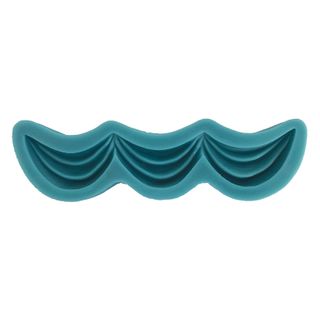 TRIPLE DRAPE MOULD