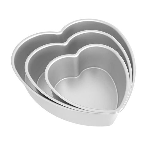 Heart cake outlet pan set