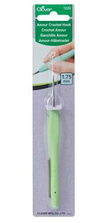 Clover Amour Crochet Hook 1.75 mm