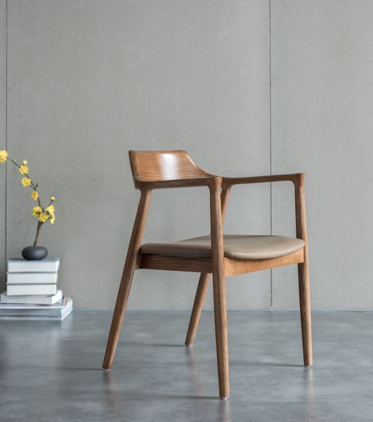 Kinsey Mid-Century Dining Chair
