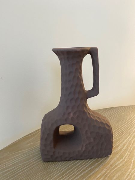 Yaruk Handled Vessel