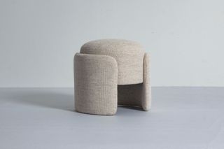 Sinclair Round Ottoman, Husk