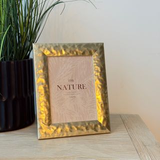 Hammered Gold Photo Frame - 5 x 7 in