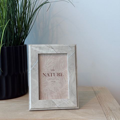 Moscato Marble Photo Frame &ndash; 4 x 6 in