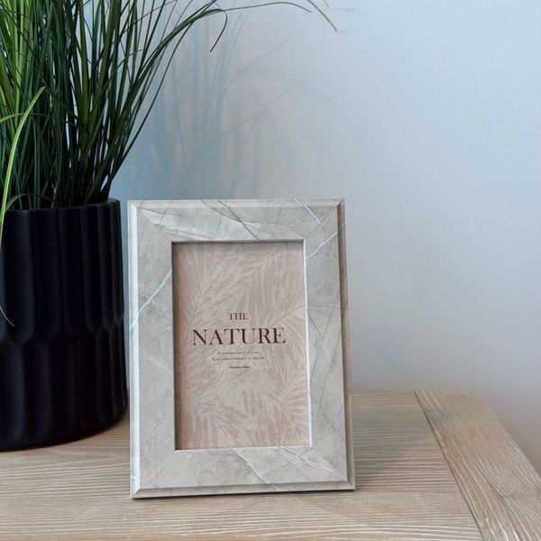 Moscato Marble Photo Frame &ndash; 4 x 6 in