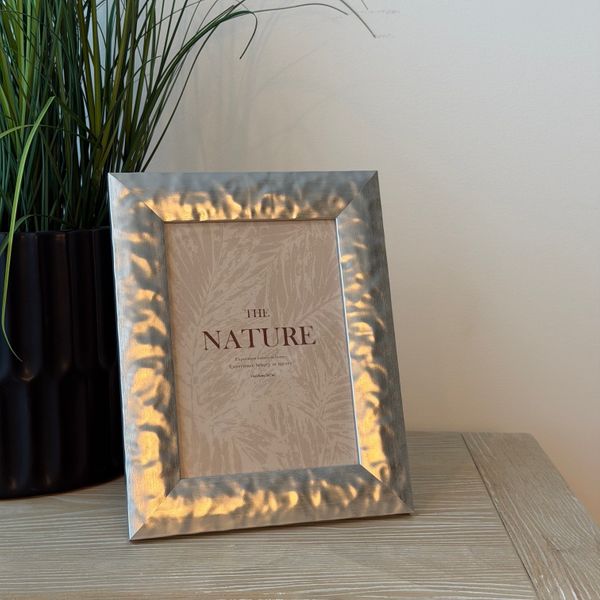 Hammered Silver Photo Frame - 5 x 7 in