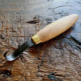 Elemental Tools Wood Carving Tools Kit: Complete With Whittling Knife, Hook  Carving knife, Sloyd Knife, Wood Spoon Blank, and More! 