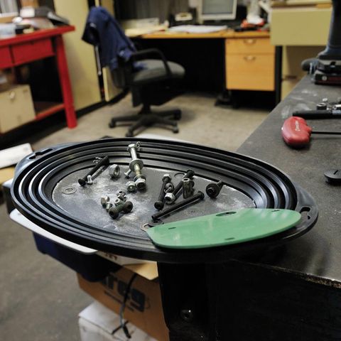Magnetic Parts Tray Oval ***
