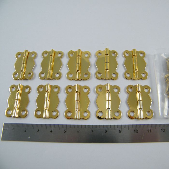 5 Pairs Brass Plated Butterfly Hinges 105deg