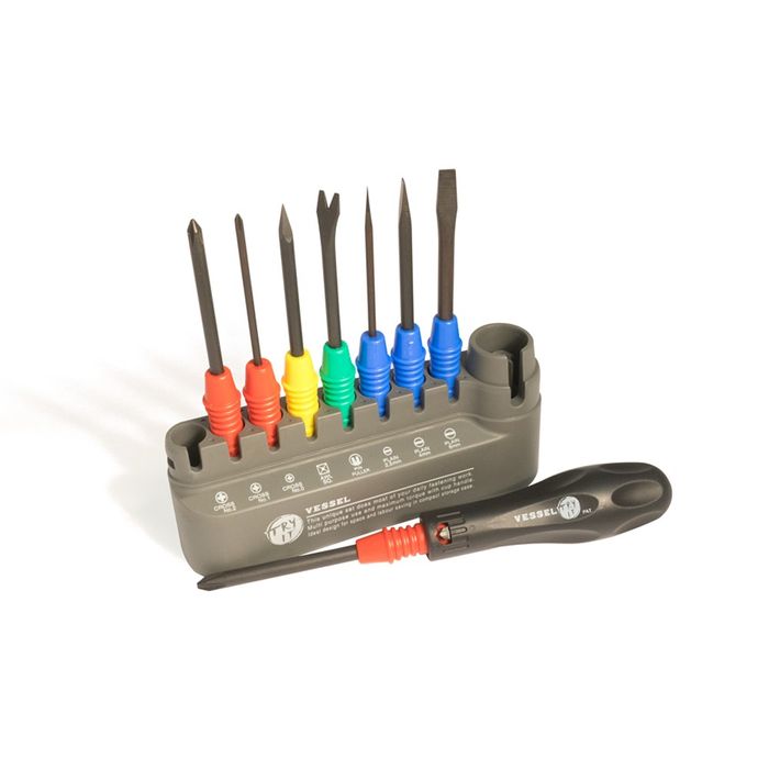 Famidora 8 Piece Screw Driver Set