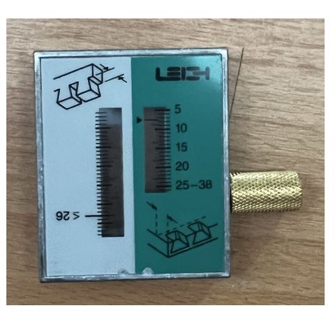 Leigh D4R R/H Metric Scale Assembly