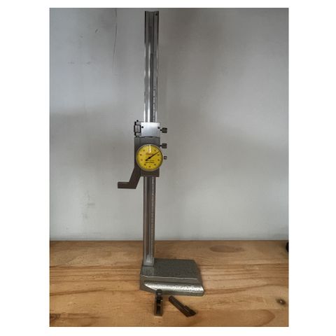 Dial Height Gauge 0 - 30cm ***