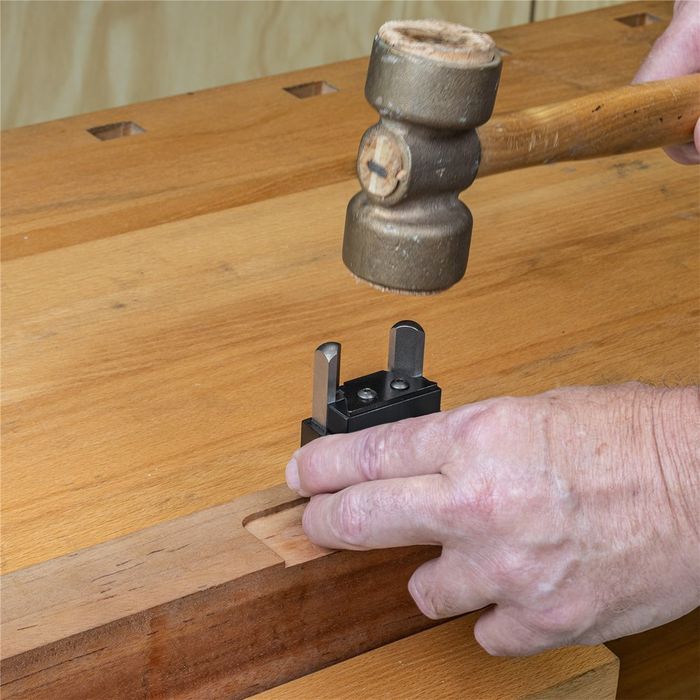 Carbatec 90 Degree Double Spring-Loaded Corner Chisel