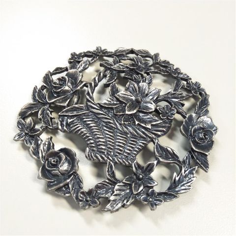 PEWTER LID (BASKET) ***    D07C08