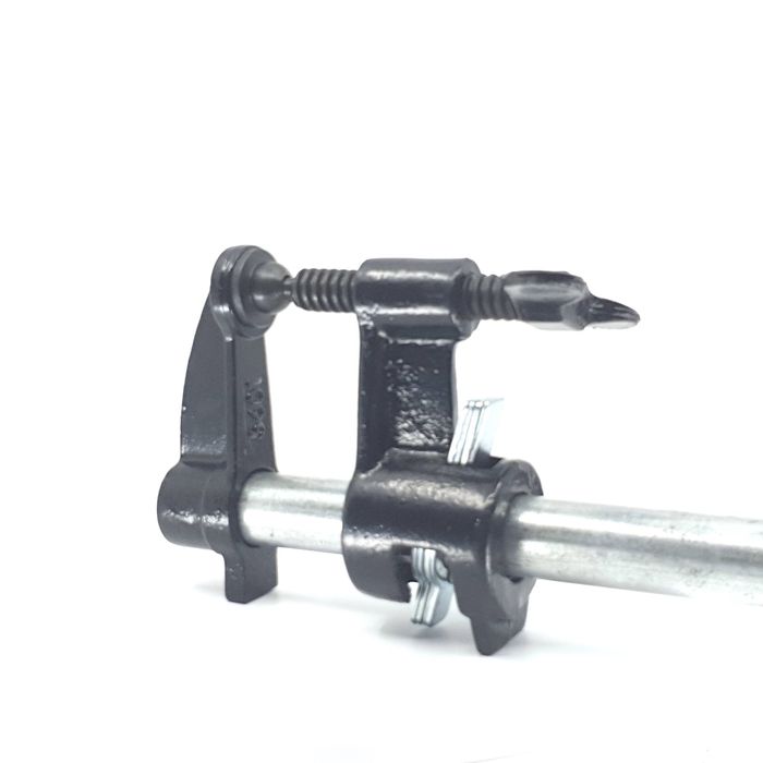 Pipe Clamp - Suits 3/4 Threaded Pipe  Deep Throat (63mm) capacity **