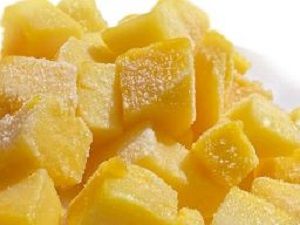 FROZEN DICED MANGO NATURES GROCER x 1kg