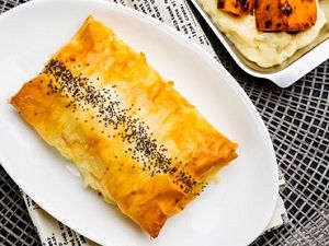 CHICKEN BACON AVOCADO FILO HELENS 200g x 6 (10)