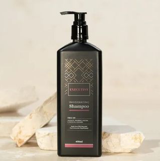 EXECUTIVE INVIGORATING SHAMPOO REFILLABLE PUMP BOTTLE WALL MOUNTABLE 400ML