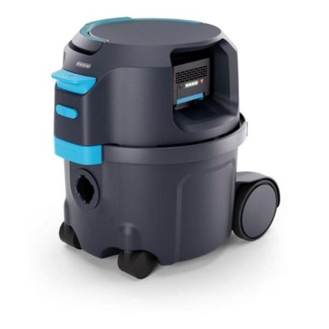 NILFISK VP500 HEPA BATTERY VACUUM CLEANER 10L