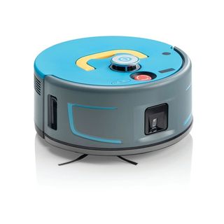 I-TEAM CO-BOTIC ROBOT 1900 W/ BATTERIES & CHARGER