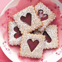Recipe - Pecan Linzer Cookies with Cherry Filling