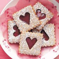 Recipe - Pecan Linzer Cookies with Cherry Filling