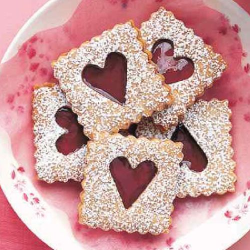 Recipe - Pecan Linzer Cookies with Cherry Filling
