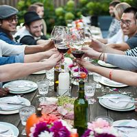 Take The Party Outside - Top 5 Tips for Outdoor Entertaining!