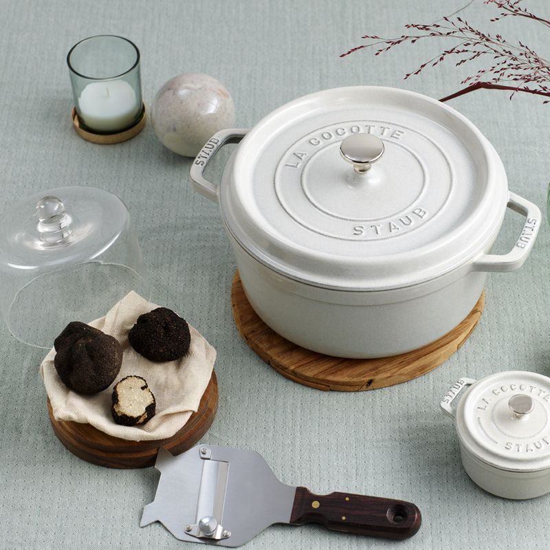 COCOTTE ROUND WHITE TRUFFLE 20CM, STAUB Staub - COOKWARE,DUTCH