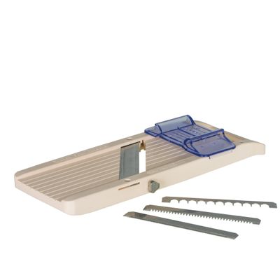 BENRINER SLICERS/SHREDDERS