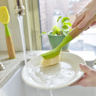 BRUSH SOAP DISPENSING, FULL CIRCLE