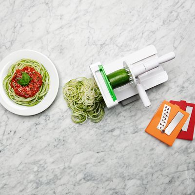  OXO Good Grips 3-Blade Tabletop Spiralizer with StrongHold  Suction, White: Home & Kitchen