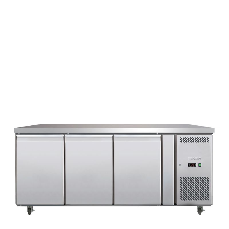 CHILLER UNDERCOUNTER 3 DOOR SOLID BROMIC