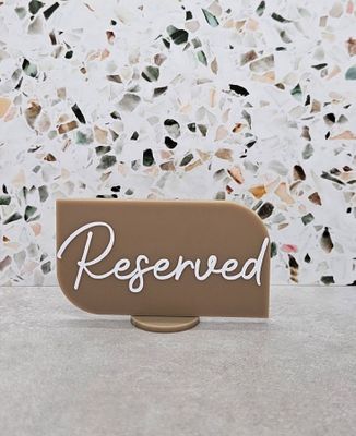 RESERVED SIGN RECT COFFEE W/BASE 90X50MM
