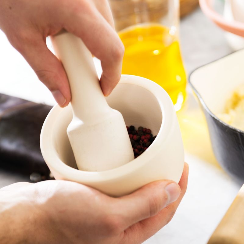 MORTAR & PESTLE W/ LID  SMALL, BERGHOFF