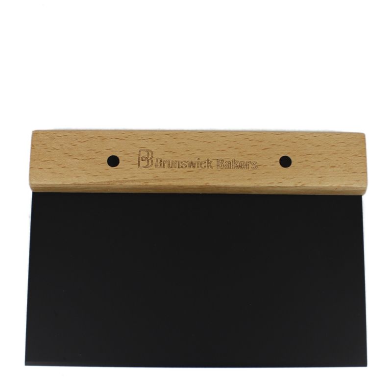 DOUGH SCRAPER BLK S/ST WOOD HNDL 20X14CM