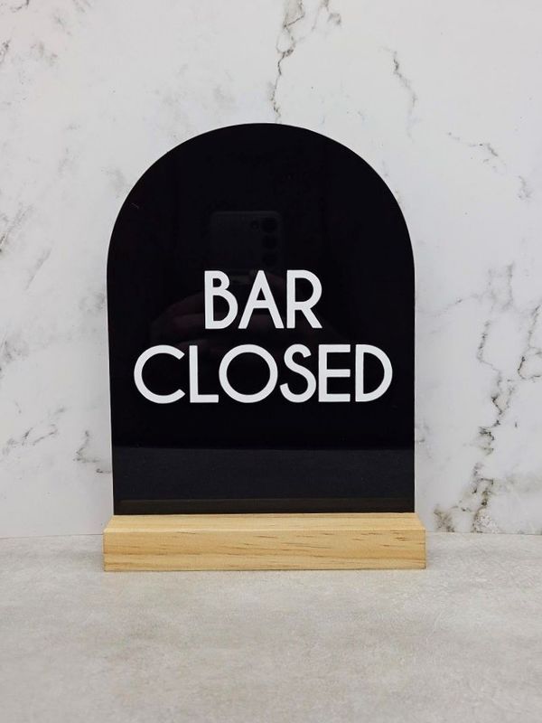 BAR CLOSED BLACK ARCH W/BASE