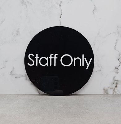 WALL SIGN STAFF ONLY BLK DISC 140MM