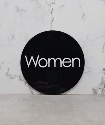 WALL SIGN WOMEN BLK DISC 140MM